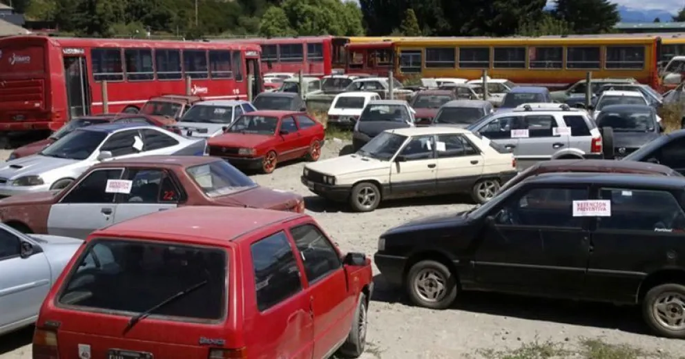 Municipalidad dispondrá de los autos del playón que no son reclamados