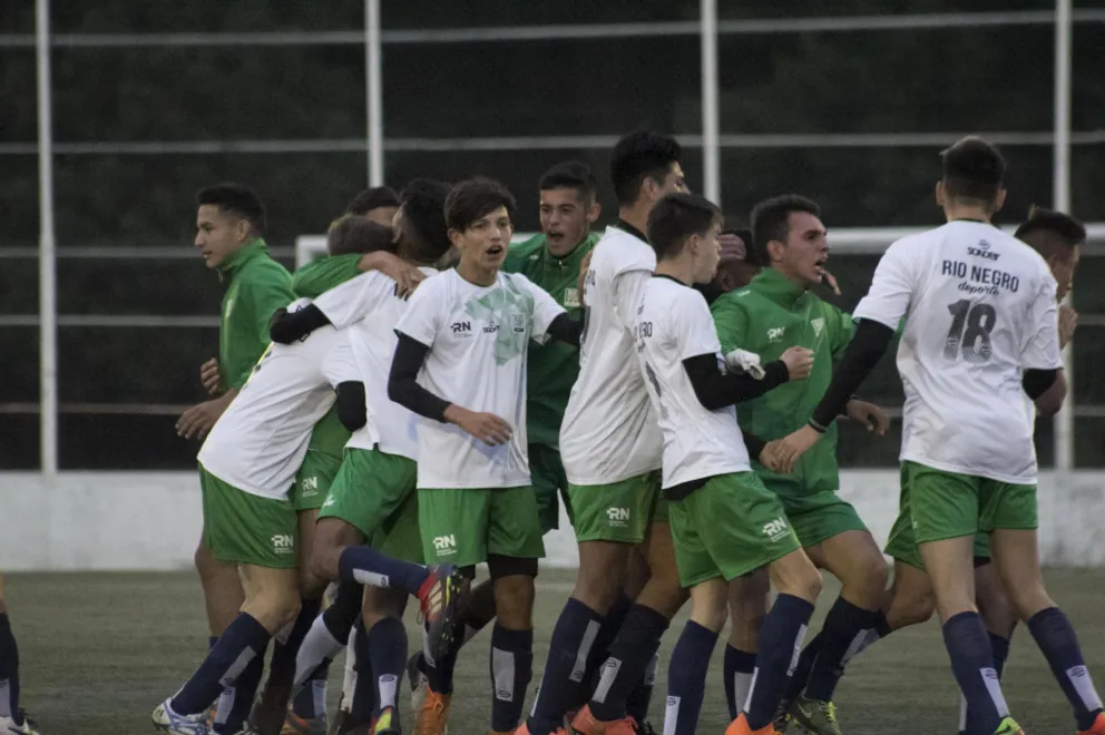 Río Negro está en semifinales de los Juegos Epade y hoy buscarán llegar a la final