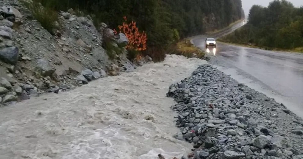 Piden extremar precauciones al circular entre Bariloche y El Bolsón