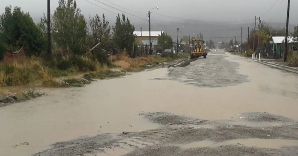 Varios barrios se encuentran sin agua tras las intensas precipitaciones
