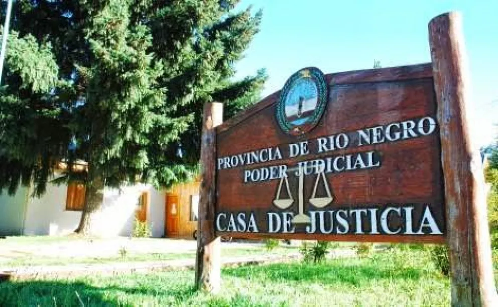 El juzgado multifueros de El Bolsón resolvió mantener la cuota alimentaria hasta los 25 años. Foto:archivo