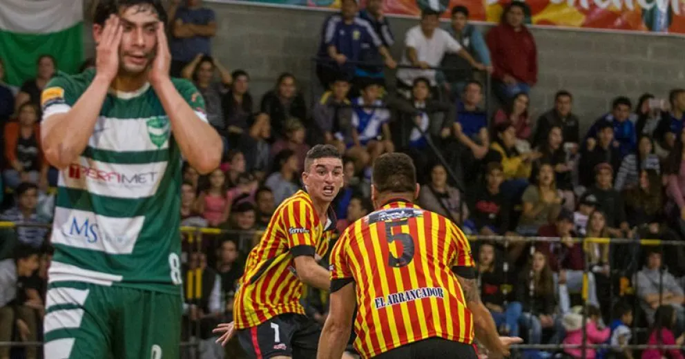 El “Cruzado” venció en dramático partido y ganó la eliminatoria provincial