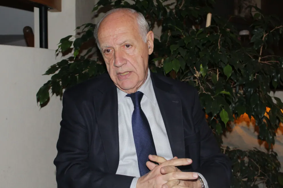 Lavagna: “hay que ponerle plata al bolsillo de la gente para activar el consumo”