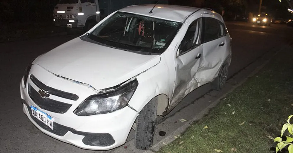 Choque y vuelco sin heridos en Anasagasti y Ruiz Moreno