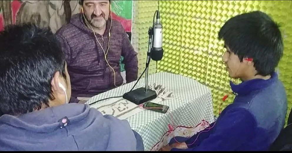 Juancito Fernández cumplió el sueño de compartir un programa de radio con Rubén Darío Lagrás