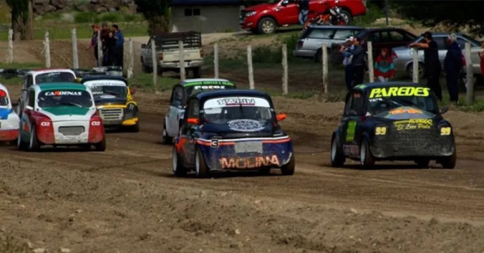 En Comallo ya se respira automovilismo