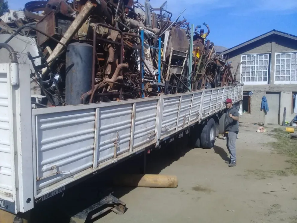Sacaron 110 toneladas de chatarra de las calles de Bariloche