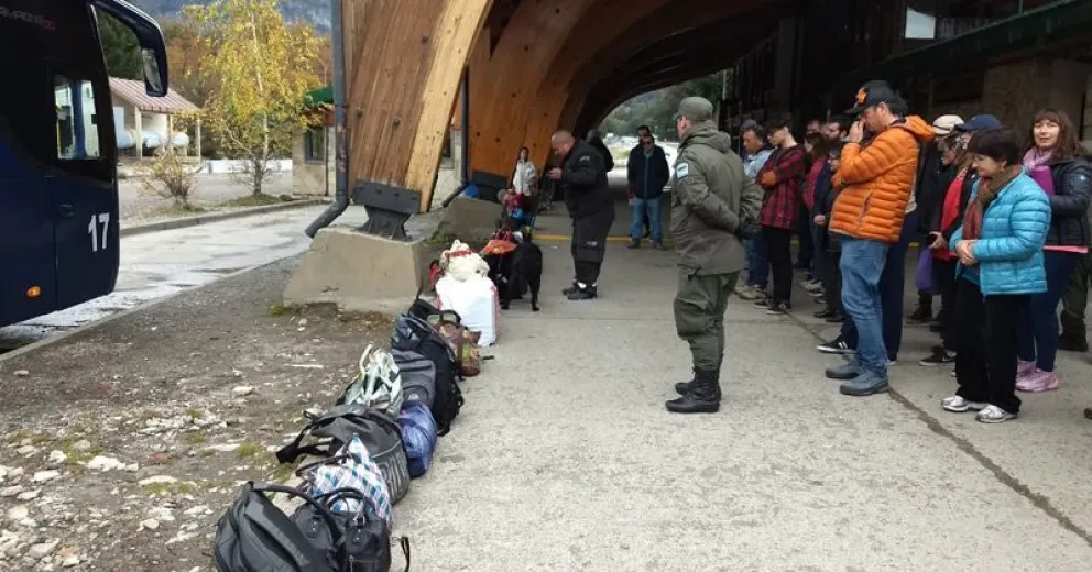 Trasladaban troqueles de lsd desde Bariloche hacia Chile