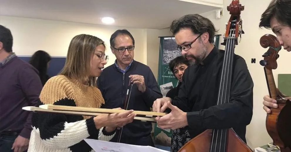 Nación entregó instrumentos musicales y deportivos a la junta vecinal Melipal