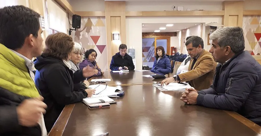 Se reunió el Consejo Social de Tierras