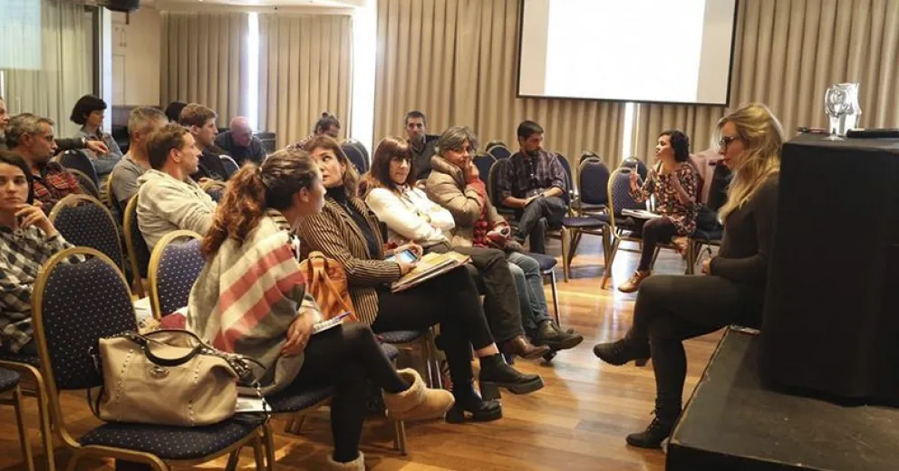 “Bariloche es el primer municipio que aborda el problema del acoso de mujeres en boliches”