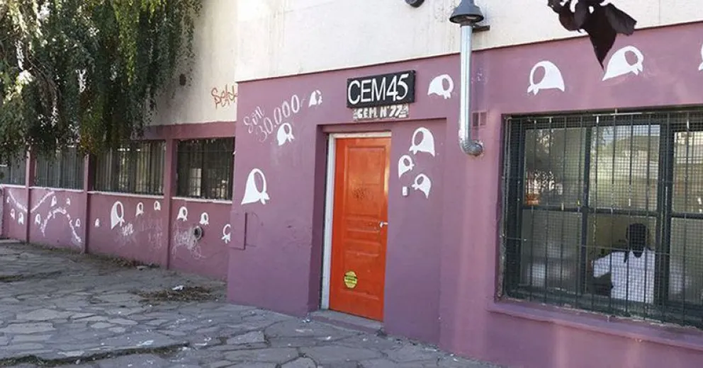 Gran venta de empanadas para reparar y adquirir instrumentos musicales