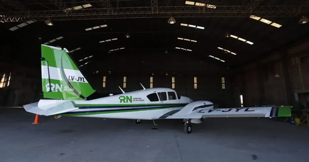 El avión sanitario ya está listo para comenzar a volar