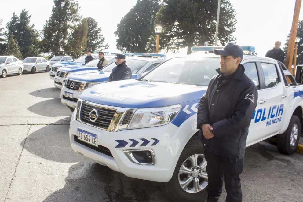 Bariloche, Comallo y Ñorquinco refuerzan su sistema de seguridad con nuevos patrulleros   