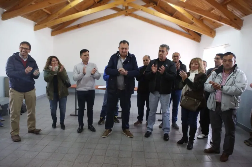 Gennuso en el 106 Viviendas: “Volveremos a levantar el Centro Vecinal las veces que sea posible y necesario entre todos”