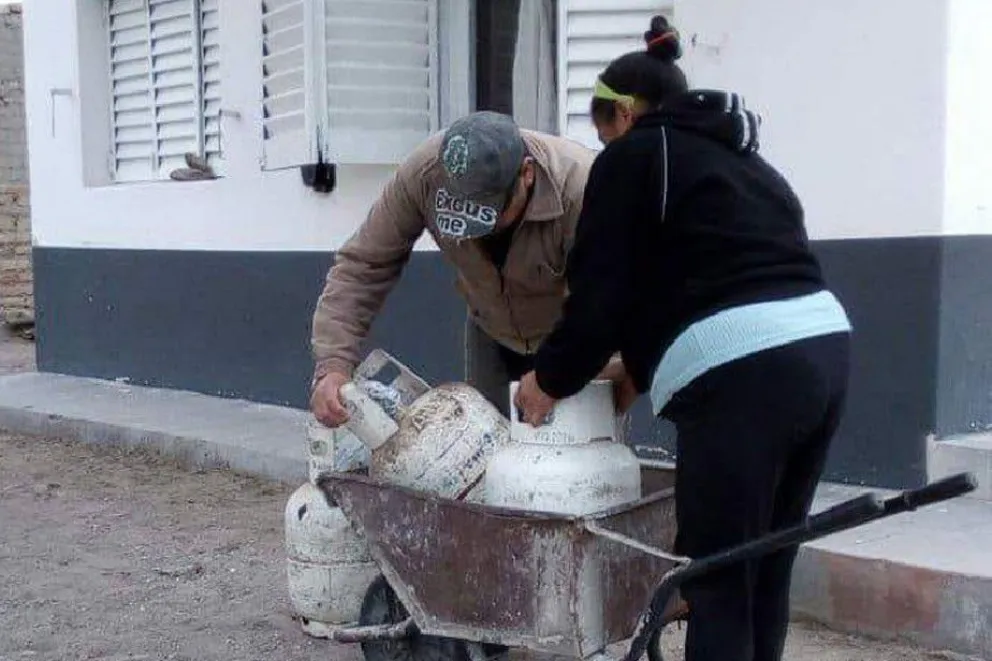 Este lunes comienza el reparto de garrafas del Plan Calor Gas