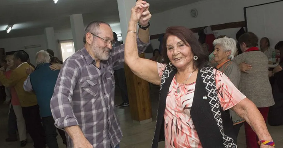 El Centro de Jubilados Bariloche festejó el 25 de Mayo
