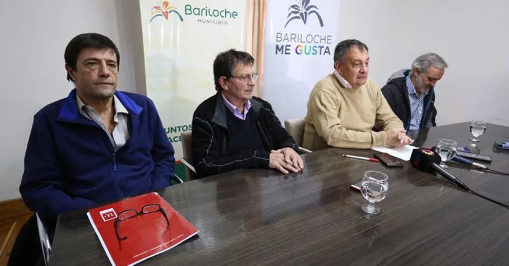 Municipio firmó Convenio de Cooperación con la Universidad de Río Negro y Herreros de la Luz