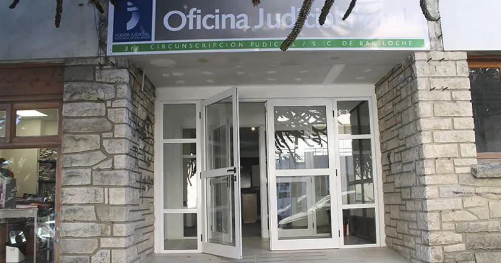 Absolvieron a un sujeto acusado por violar a su propia hija