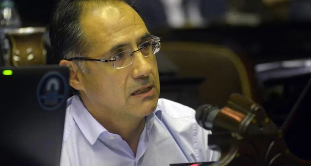 Wisky quiere repetir de diputado o ser senador y ratificó su apoyo a Macri