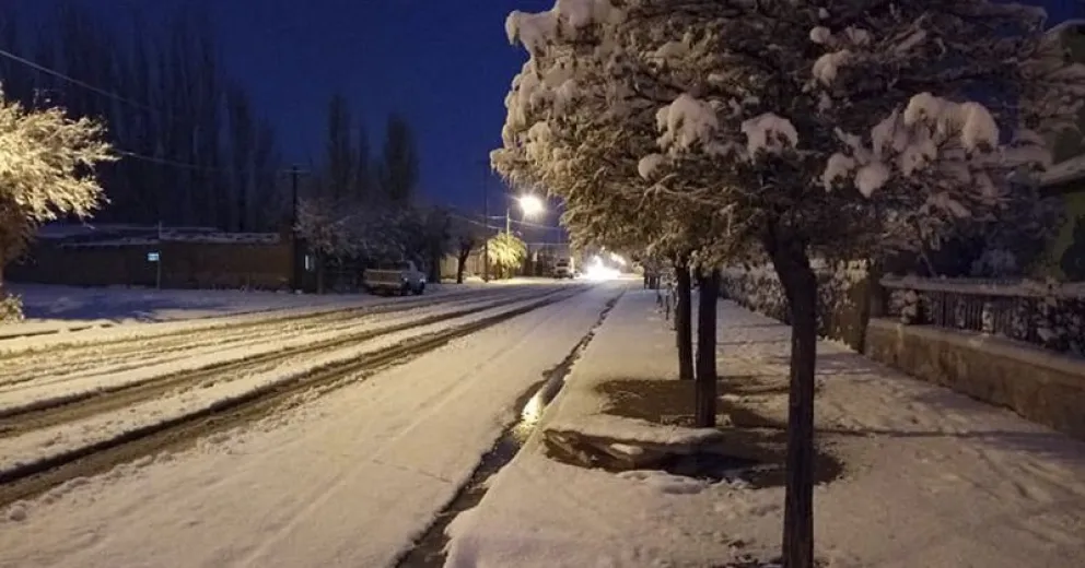 La primera nevada del invierno en la Línea Sur