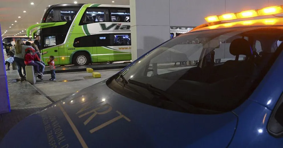 Choferes de larga distancia podrán ser monitoreados por los pasajeros