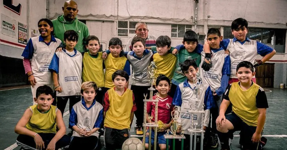 Pepona quiere entrar a LiFuBa y convoca a sumarse a sus equipos