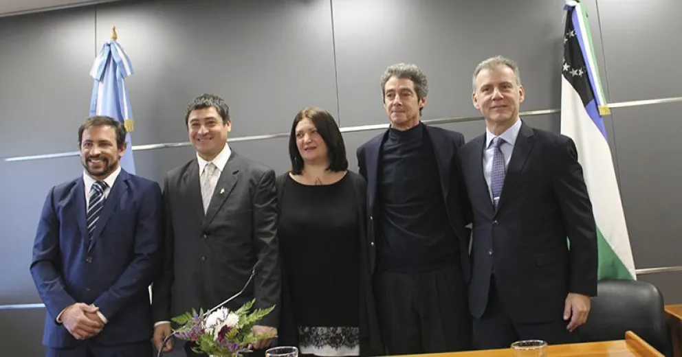 El defensor penal y dos fiscales adjuntos juraron hoy