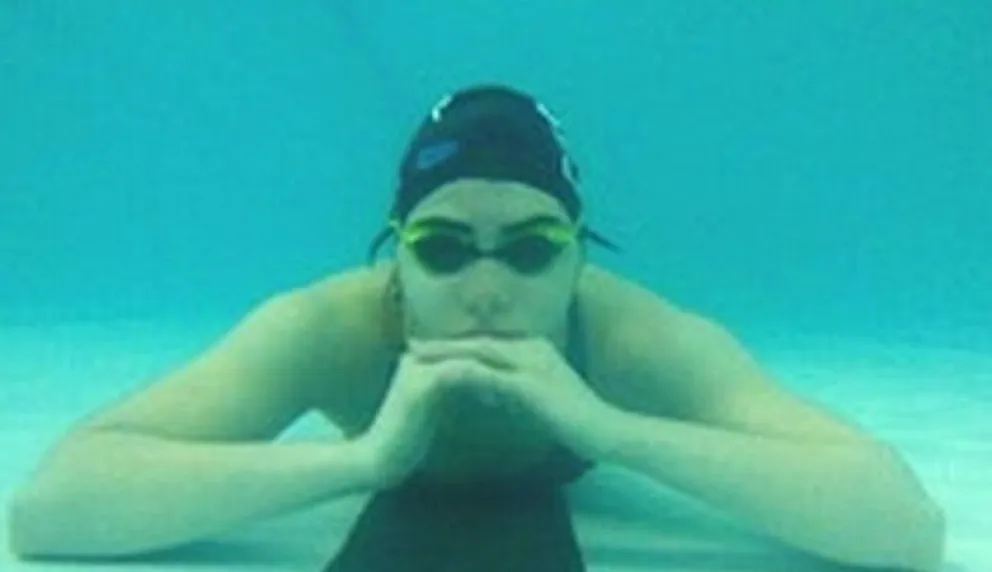 Anna Huusmann metió marca y viajará al mundial de natación que se hará en Hungría