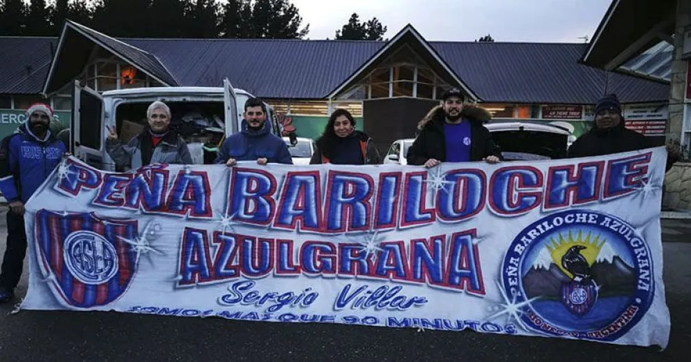 Integrantes de la Peña Azulgrana realizaron un viaje solidario a la Línea Sur