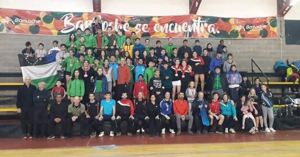 Gran actuación de los barilochenses en el Regional de Bádminton