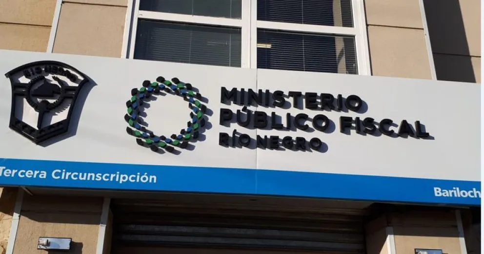 Quedó imputada y con prisión domiciliaria acusada de apuñalar a su pareja