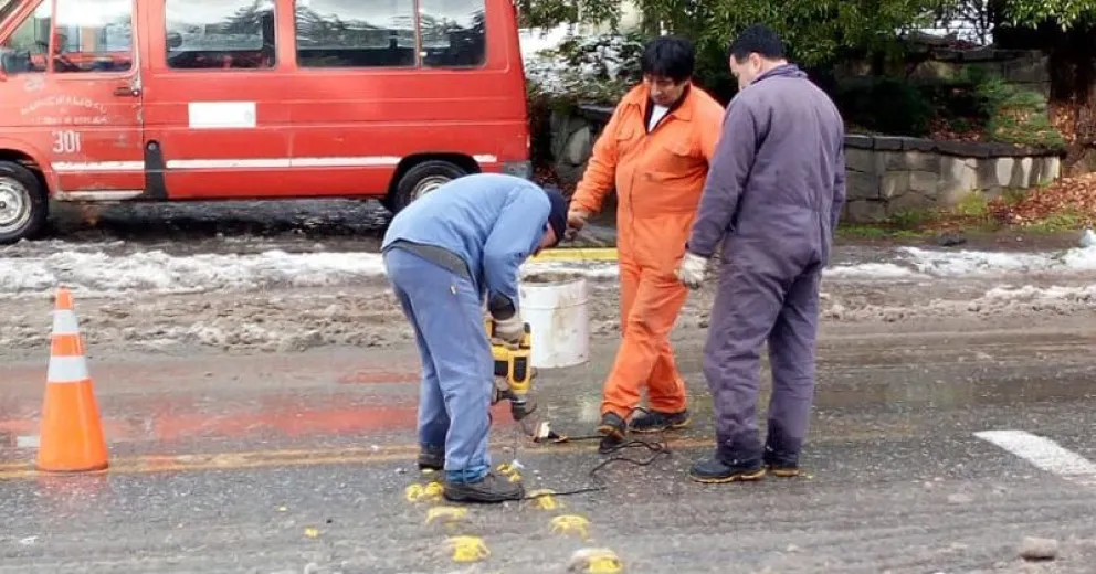 Retiraron los bulones de los reductores dañados por la máquina en Pioneros