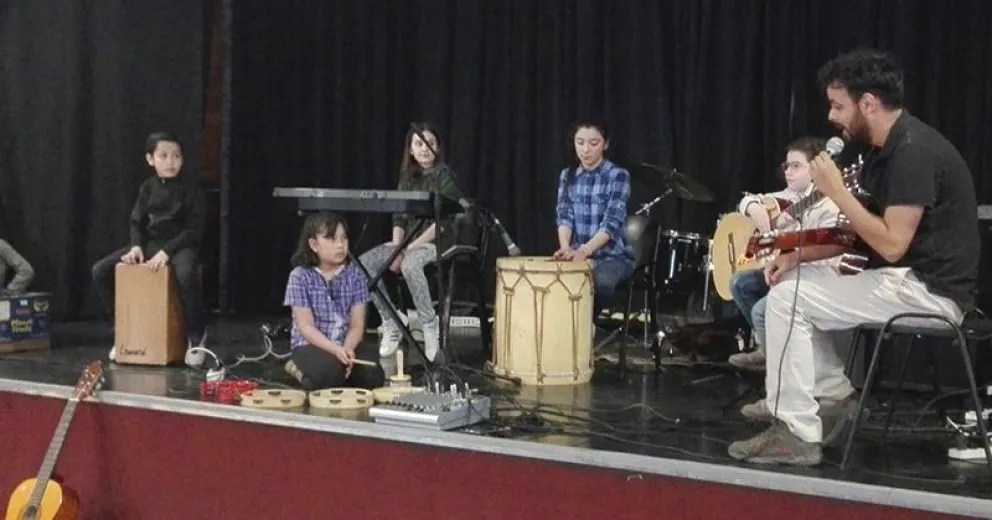 El sábado 6 de Julio será la muestra del Taller de Bandas en La Llave