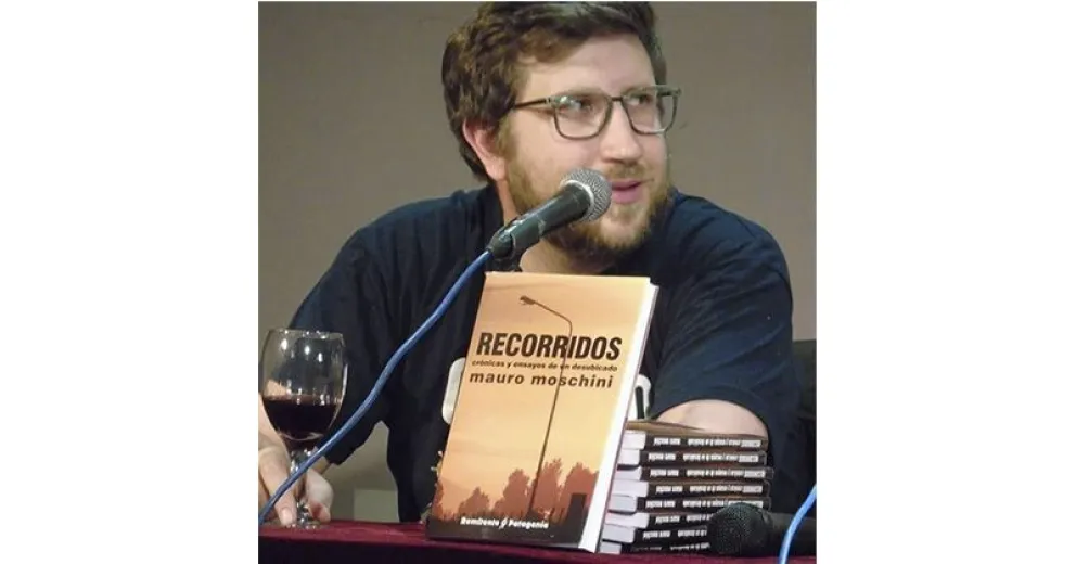 “Recorridos. Crónicas y ensayos de un desubicado”, nuevo libro de Mauro Moschini