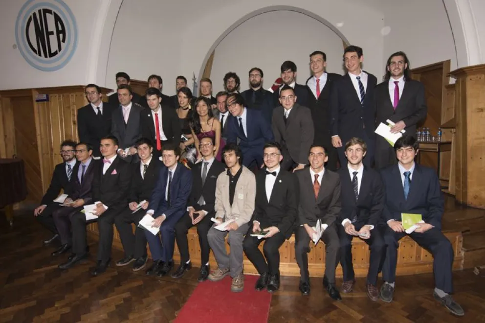 Egresó la promoción número 40 de ingenieros e ingenieras nucleares del Balseiro