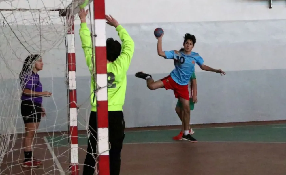 Capraro goleó en los clásicos a San Esteban