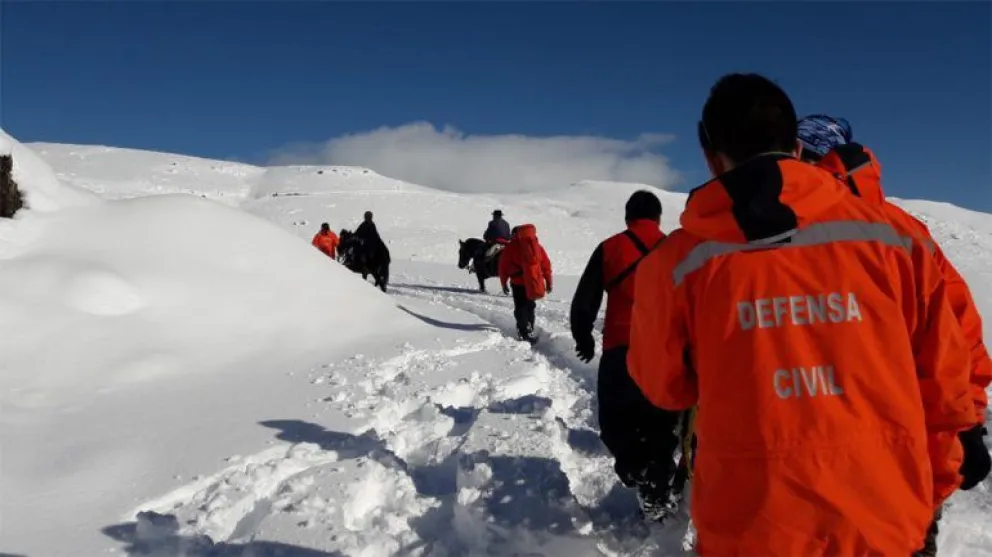Rescataron a una mujer que estaba atrapada en una zona montañosa cerca de Junín