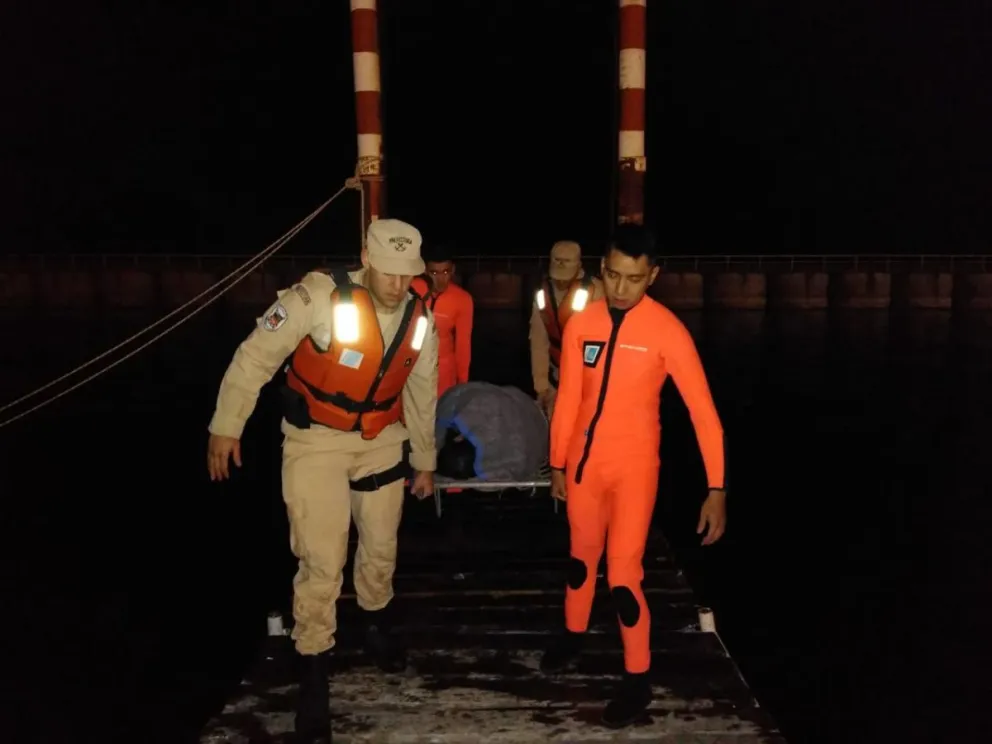 Prefectura rescató a un joven que se ahogaba en el Nahuel Huapi