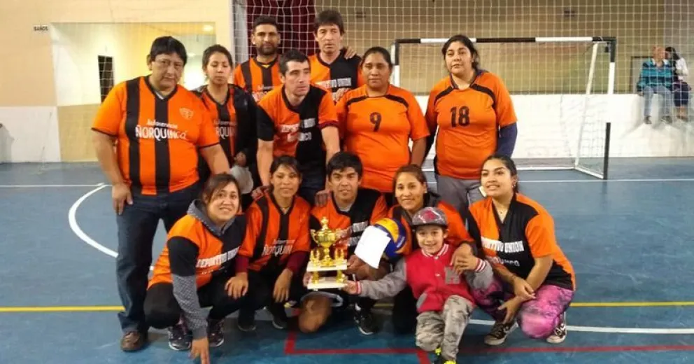 Bariloche ganó el torneo intermunicipal de vóley que se disputó en Pilcaniyeu