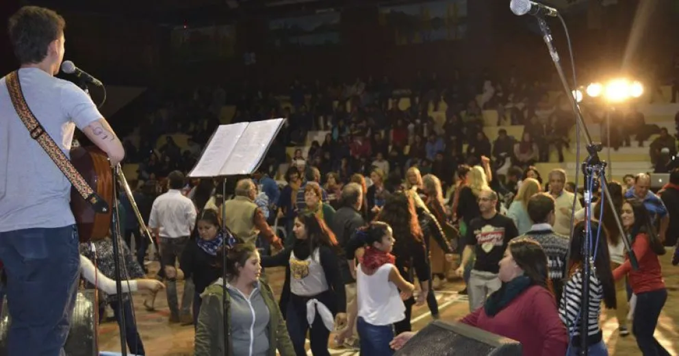 Gran peña solidaria organizada por Cáritas