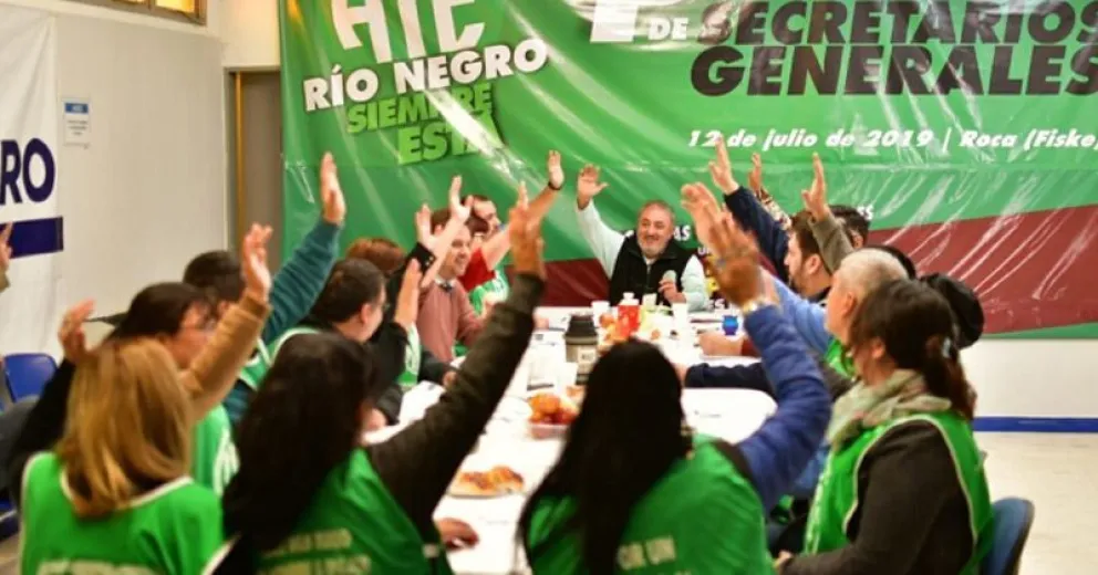 ATE aceptó la oferta salarial del Gobierno