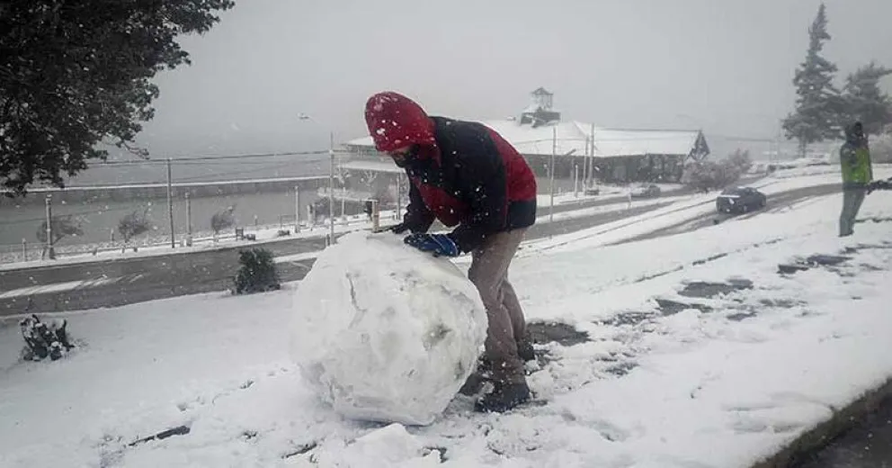 Anuncian frío, lluvias, viento y nieve para el resto de la semana