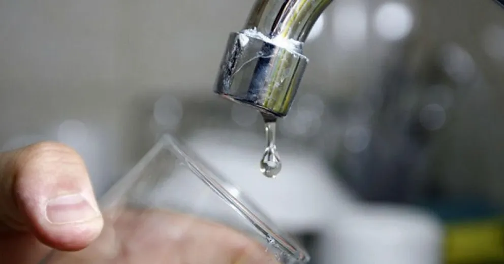 Un corte de agua programado afecta a numerosos barrios