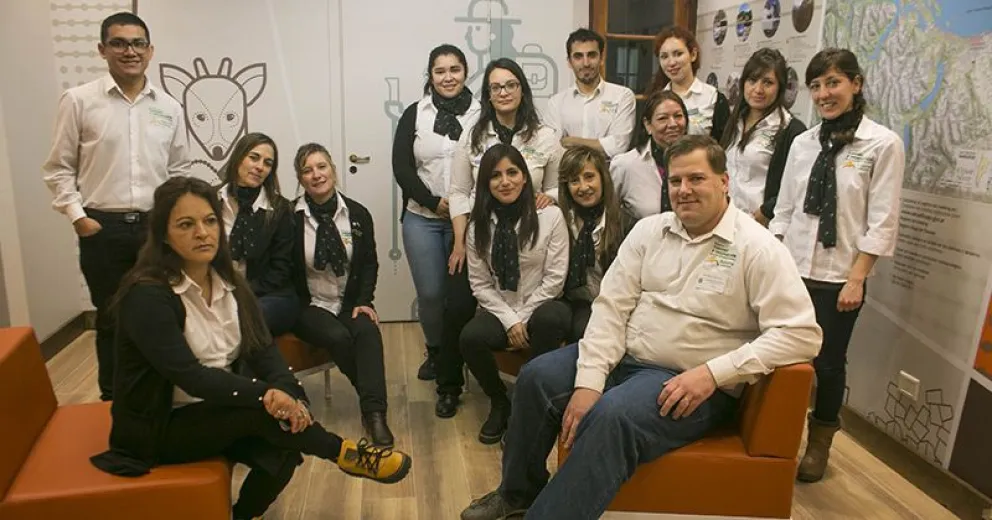 Inauguran las renovadas oficinas de informes del Centro Cívico