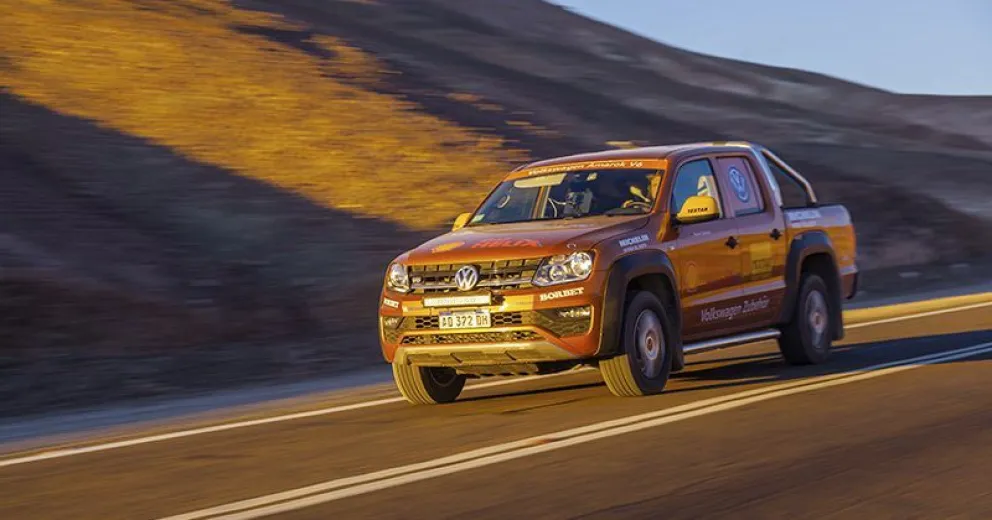 Una Volkswagen Amarok bate el record mundial en la autopista Panamericana