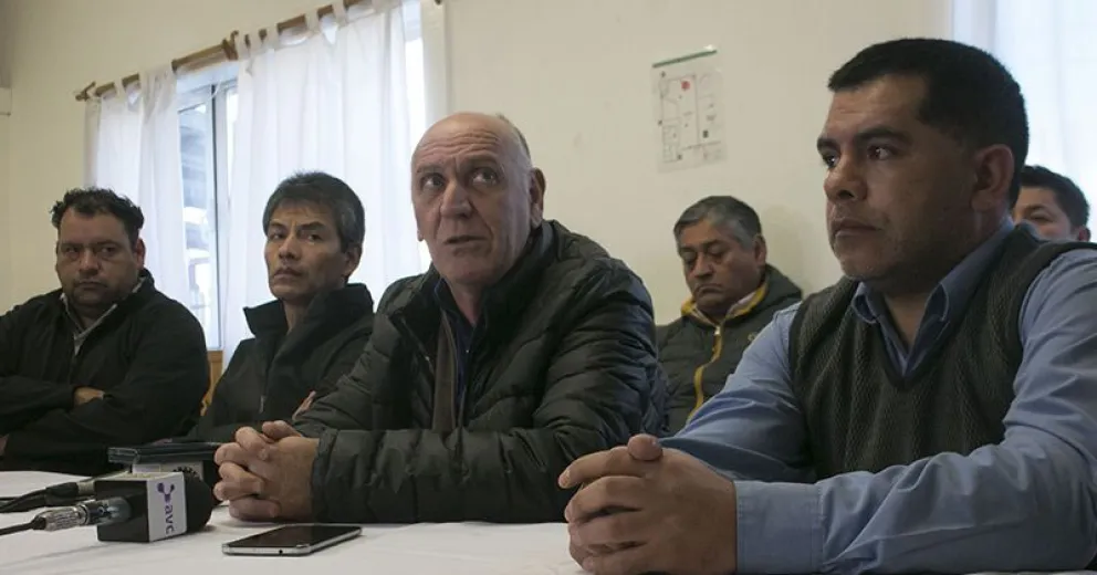 Choferes analizan no parar y realizar  asambleas en el lugar de trabajo