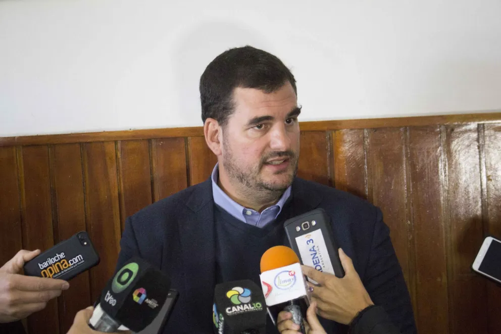 Burzaco asume en Capital: ¿El PRO se queda sin candidato en Bariloche?