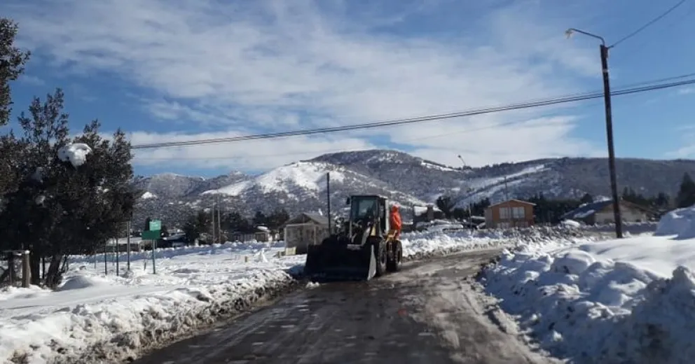 La nieve hizo estragos en las calles y se vienen los trabajos para reacondicionarlas