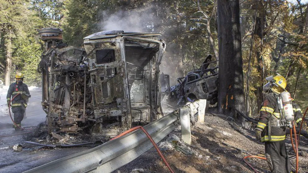 Murió el chofer de la camioneta del EPEN que estaba grave tras el accidente en la ruta de los Siete Lagos
